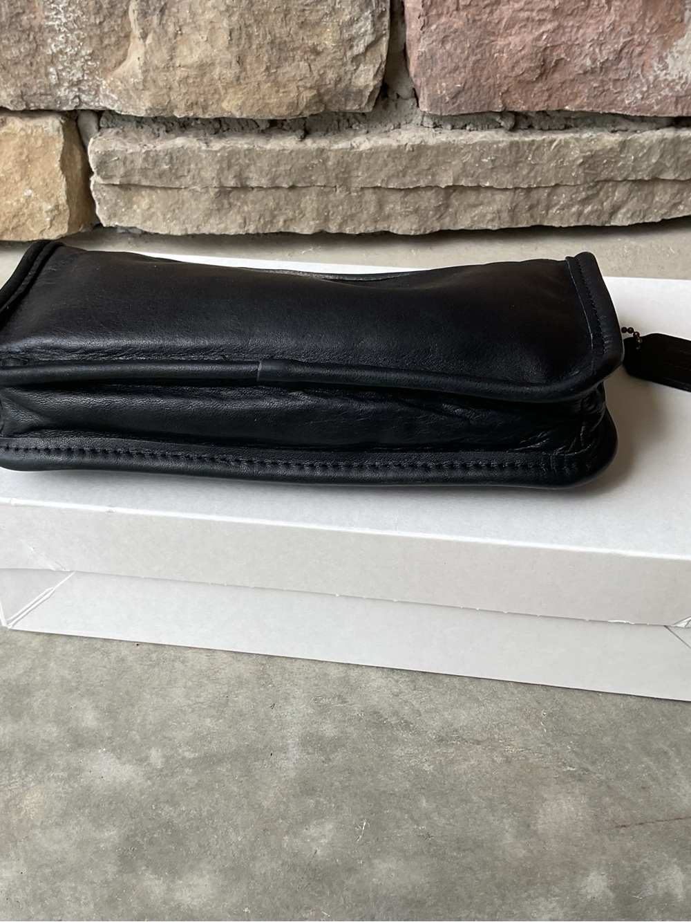 Vintage Coach Black Leather Chunky Cosmetic Bag - Picture 5 of 16